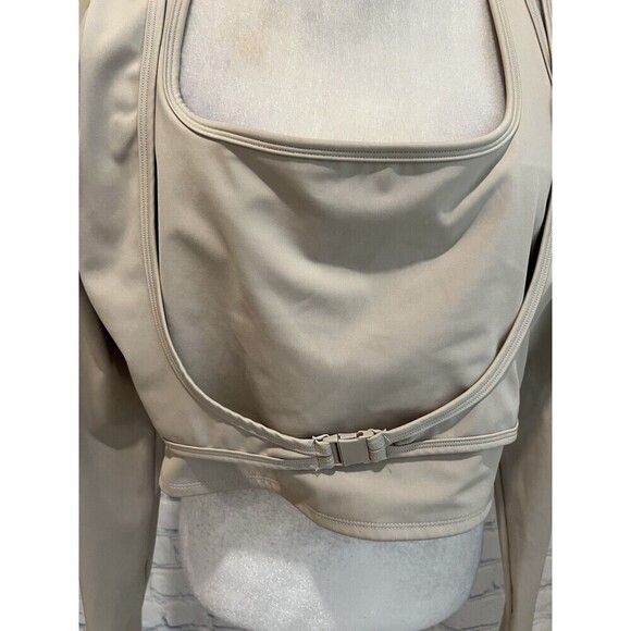 Nova Sport Women’s Beige Halter Athletic Crop Long Sleeve Size M/L - Picture 2 of 5